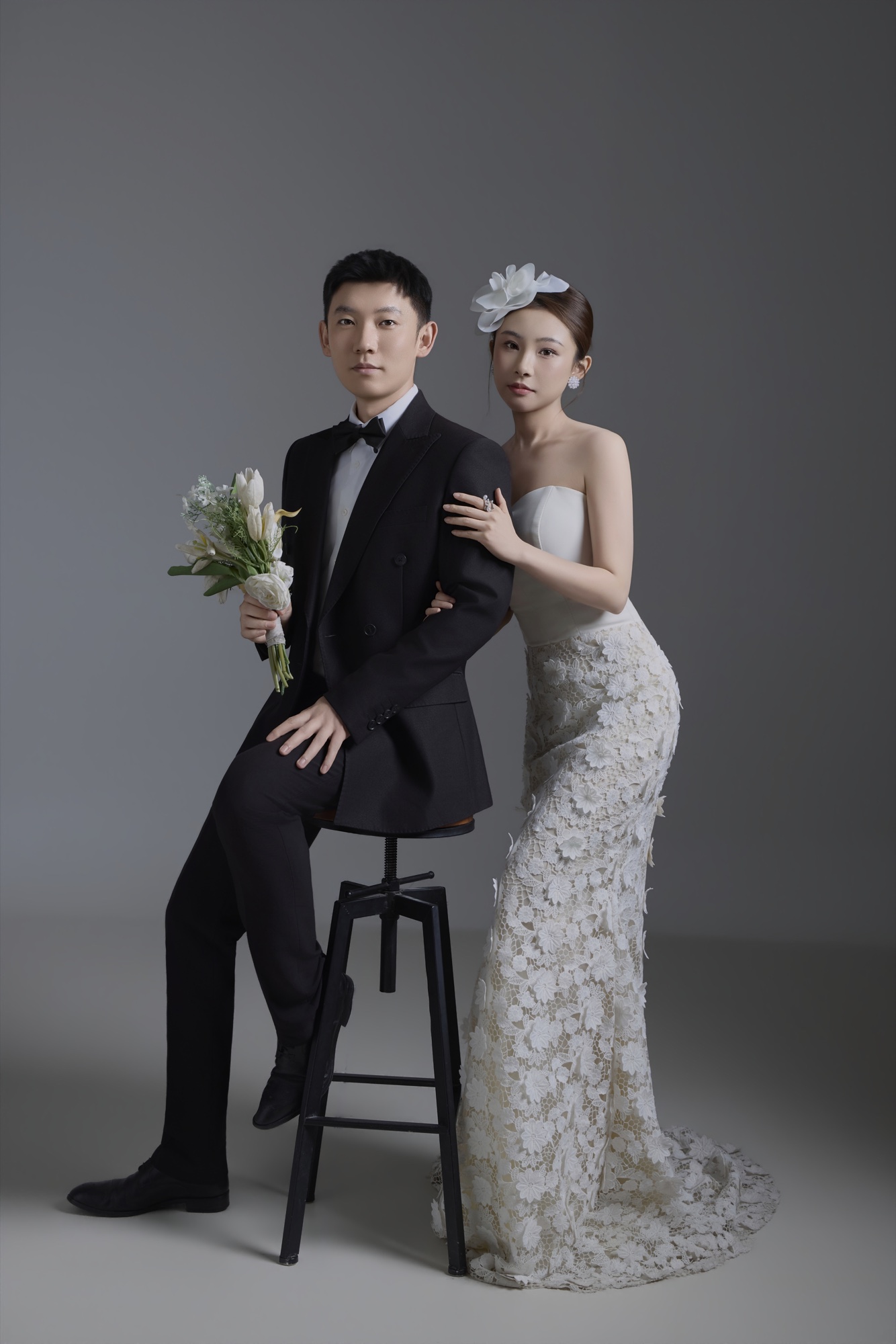 刘亚桐和崔玲玲的柔和氛围婚纱照